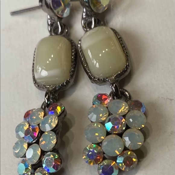 - Sea foam Green w ab Crystal pierced Drop Earring-SALE - Picture 4 of 14